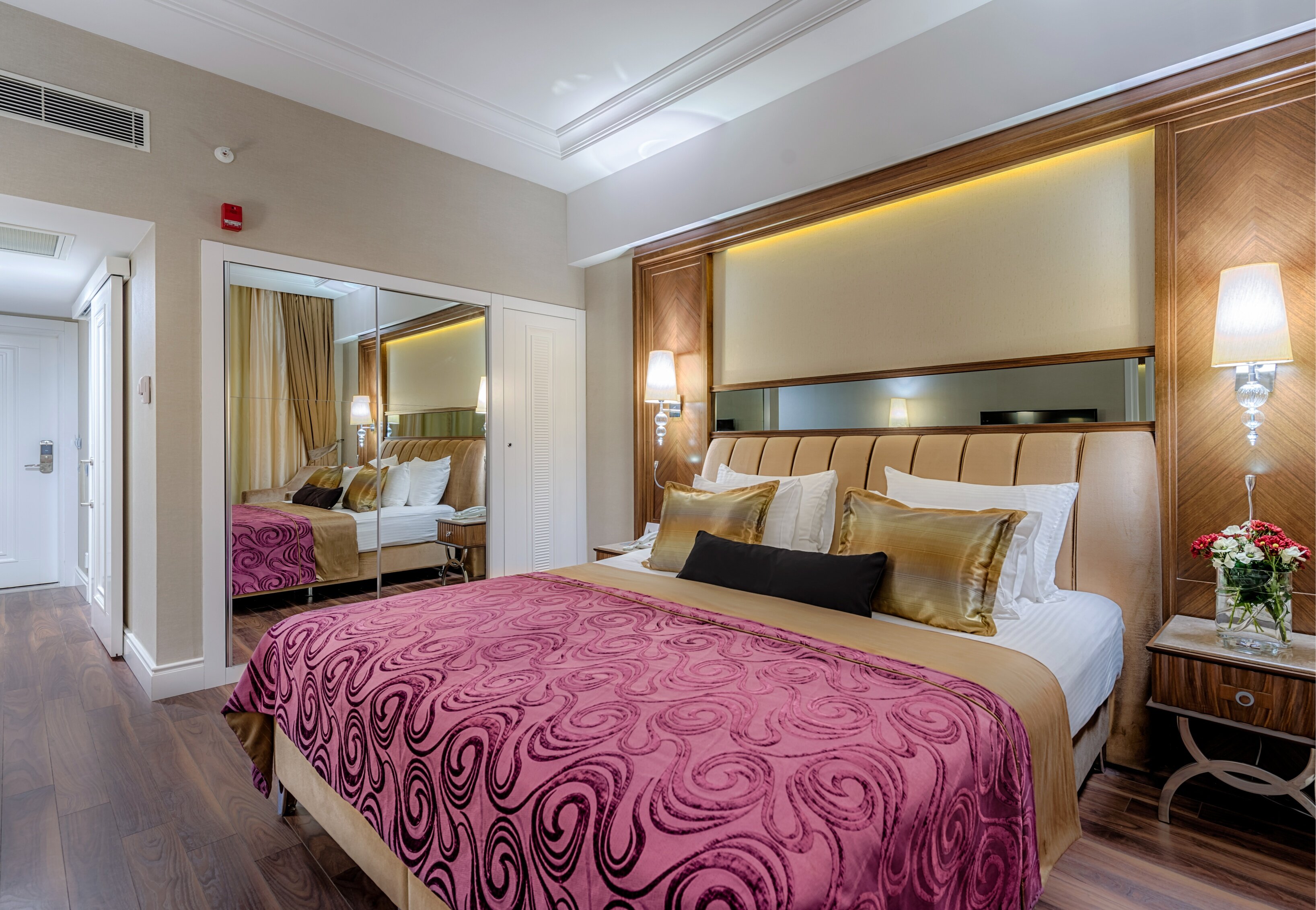 Deluxe Bina Standart Oda