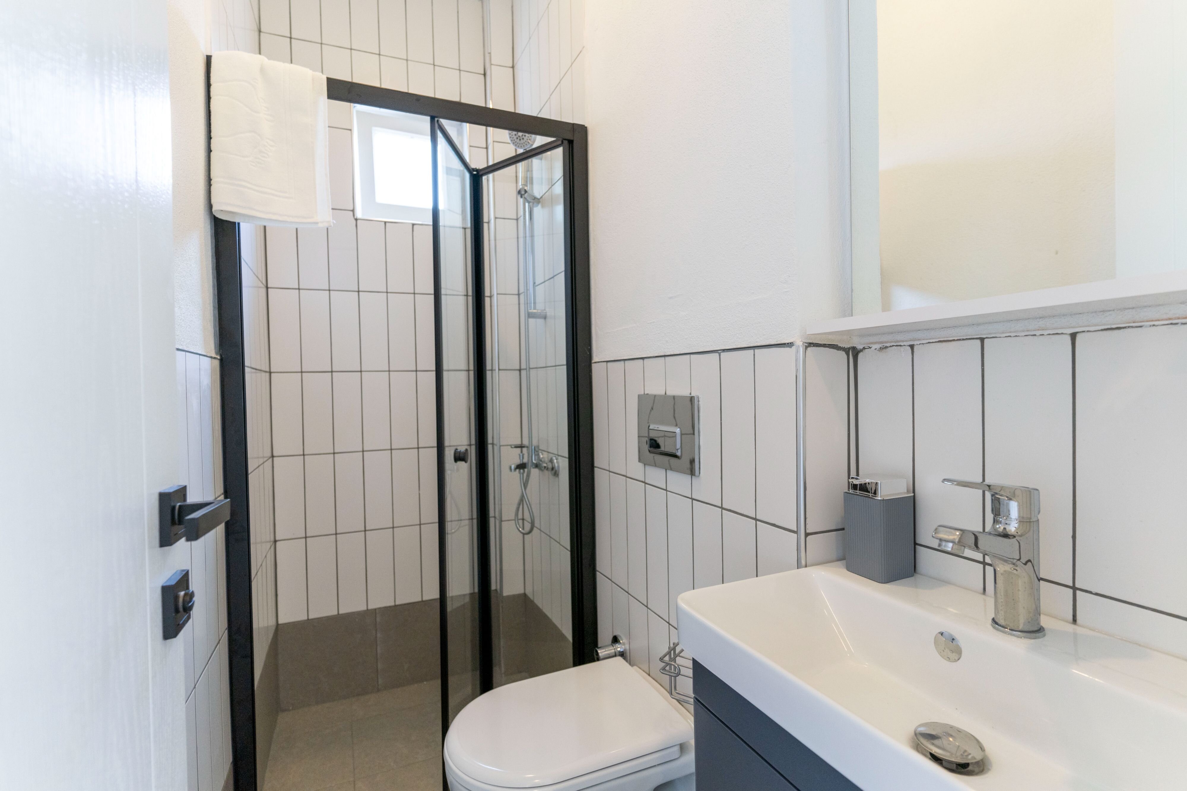 Two-Bedroom Apartment with Balcony & Kitchen