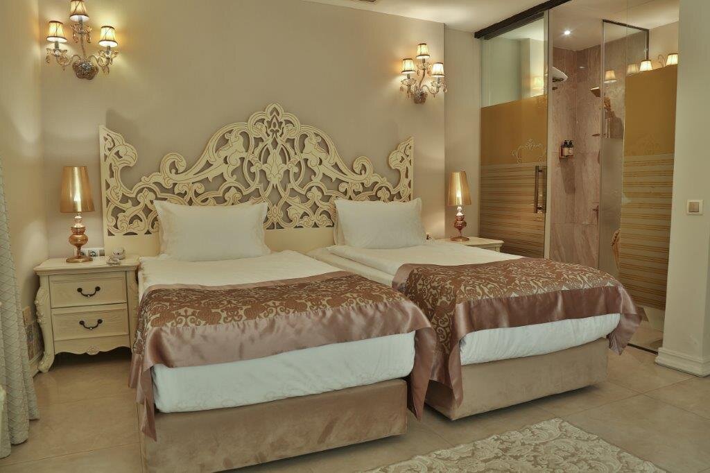 Elegance East Hotel galeri 4