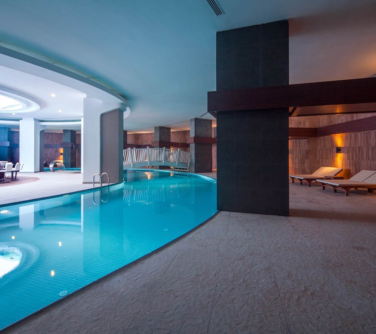 Wome Deluxe Hotel