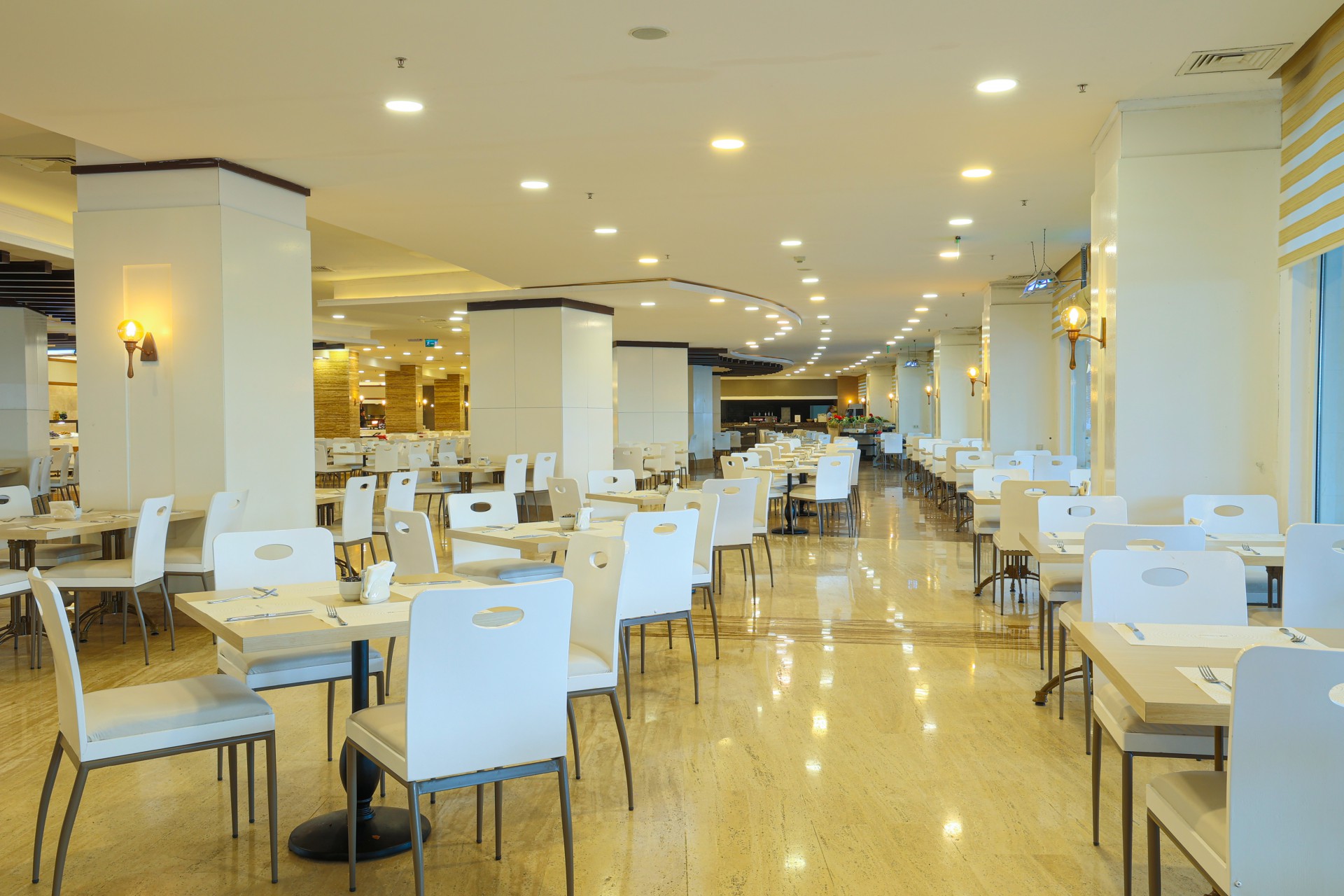 Crystal Admiral Resort Suites & Spa