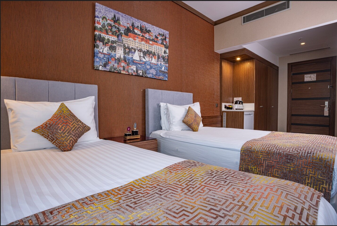 Ramada By Wyndham İstanbul Alibeyköy · 36