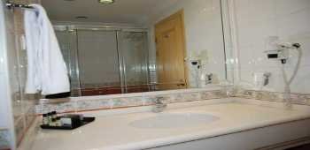 Akar International Hotels · 41