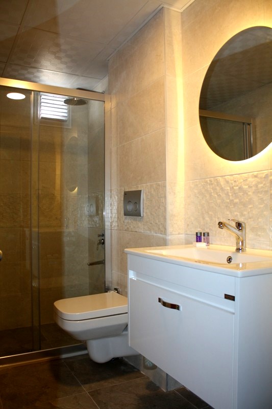 Rosy Suites Hotel