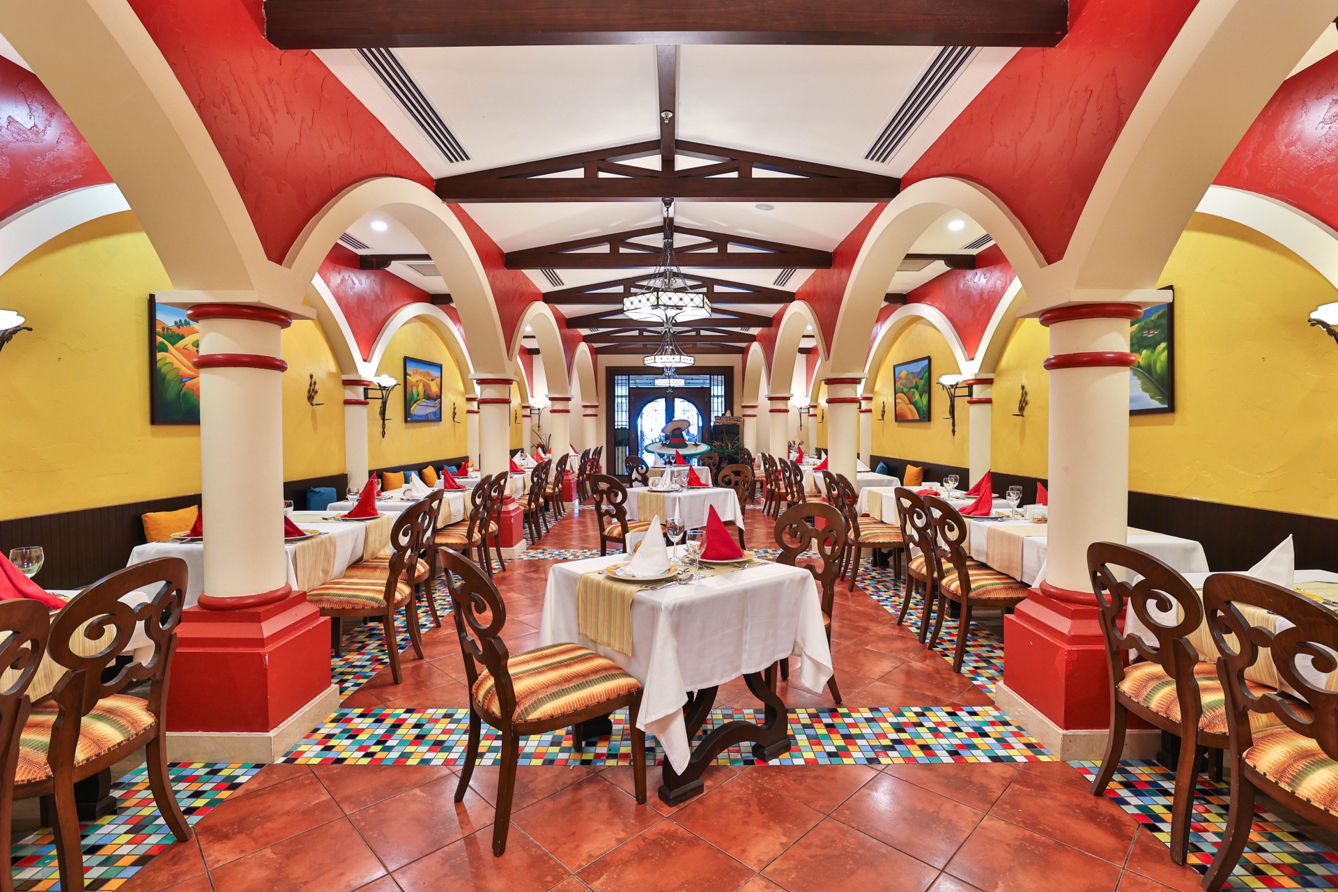 Crystal Palace Luxury Resort & Spa