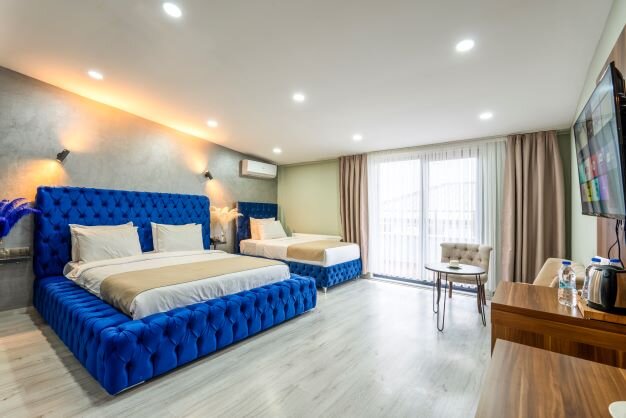 Monezza Hotel