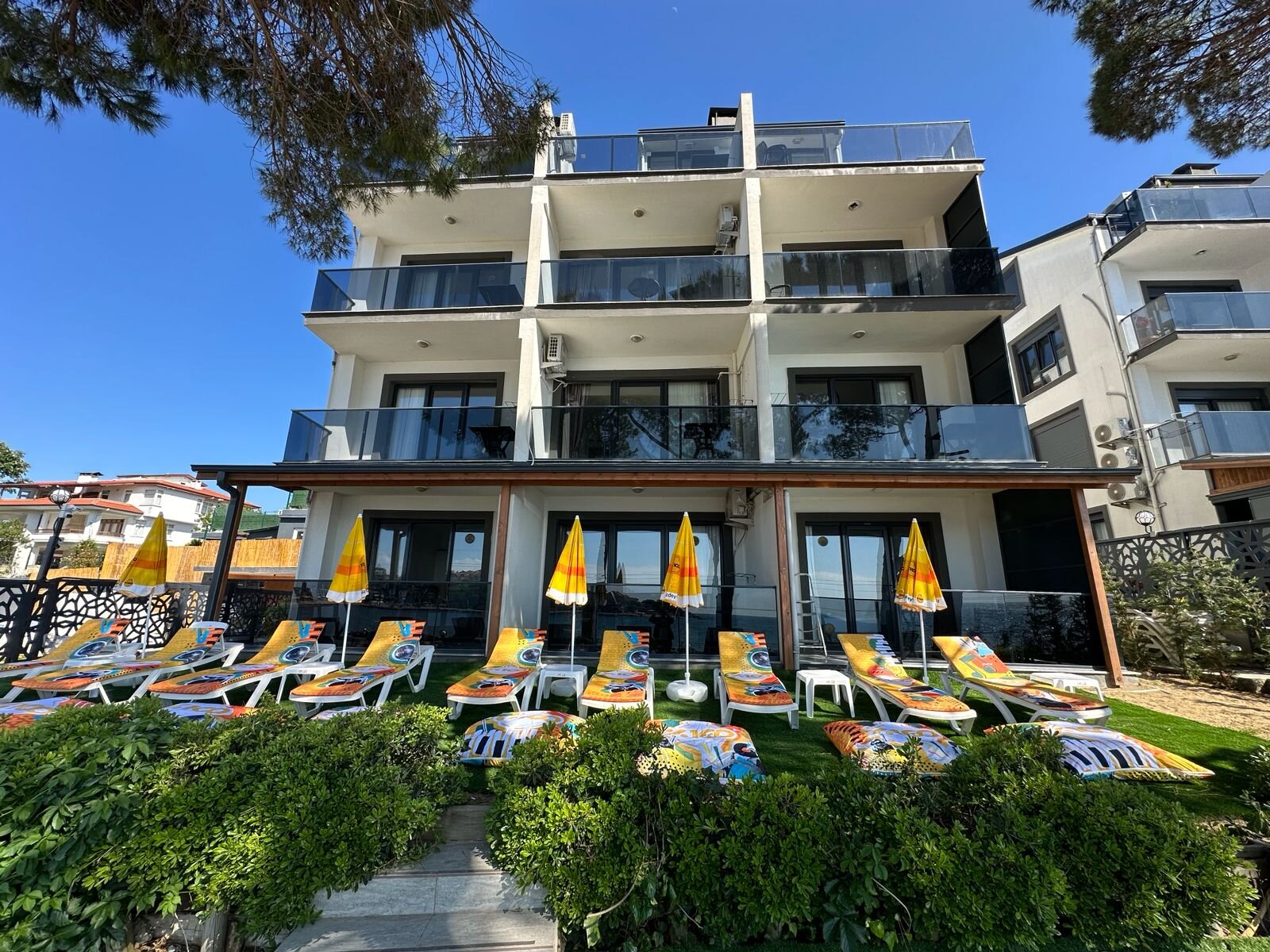 Askoroz Home Suite