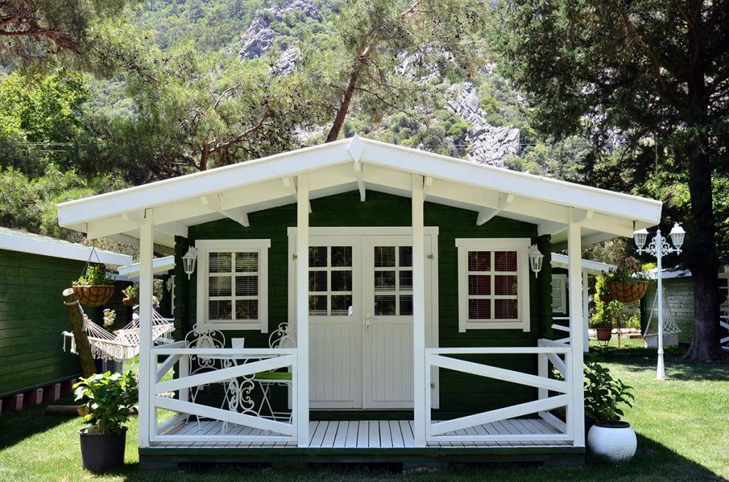 Lukkies Lodge Çıralı