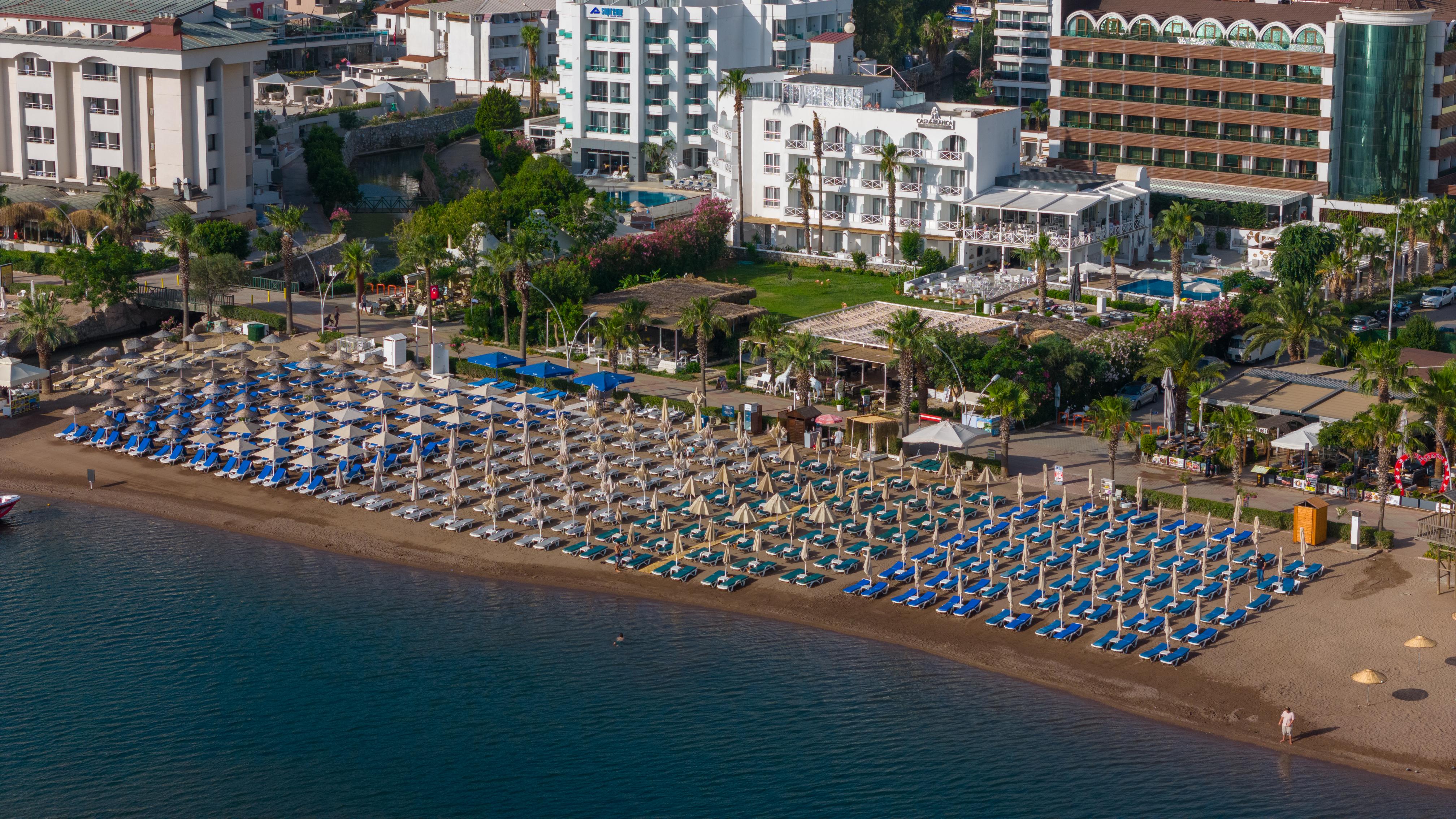 Casablanca Beach +12