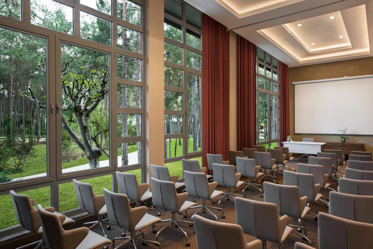 Balmy Foresta Hotel