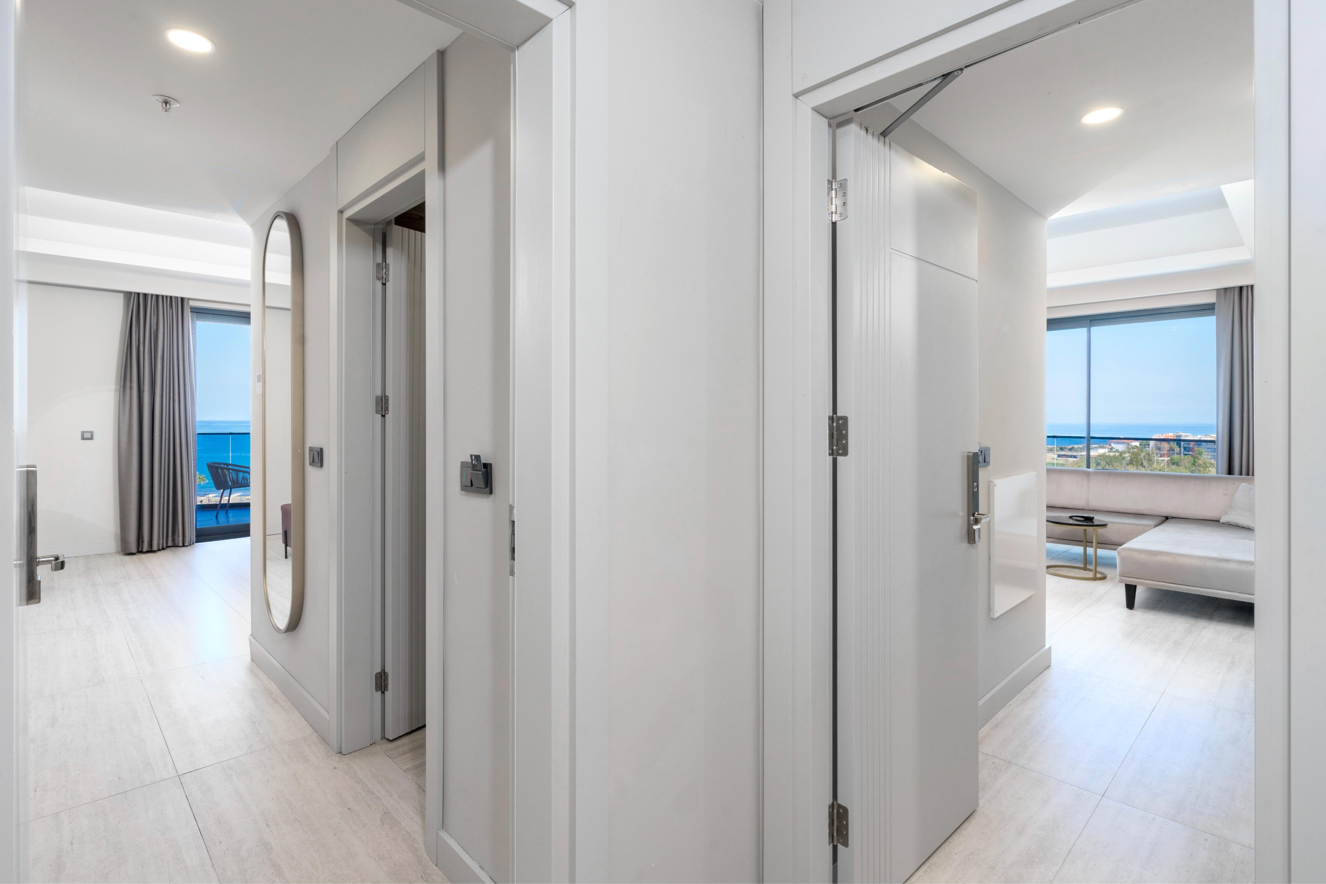 Jakuzili King Suite