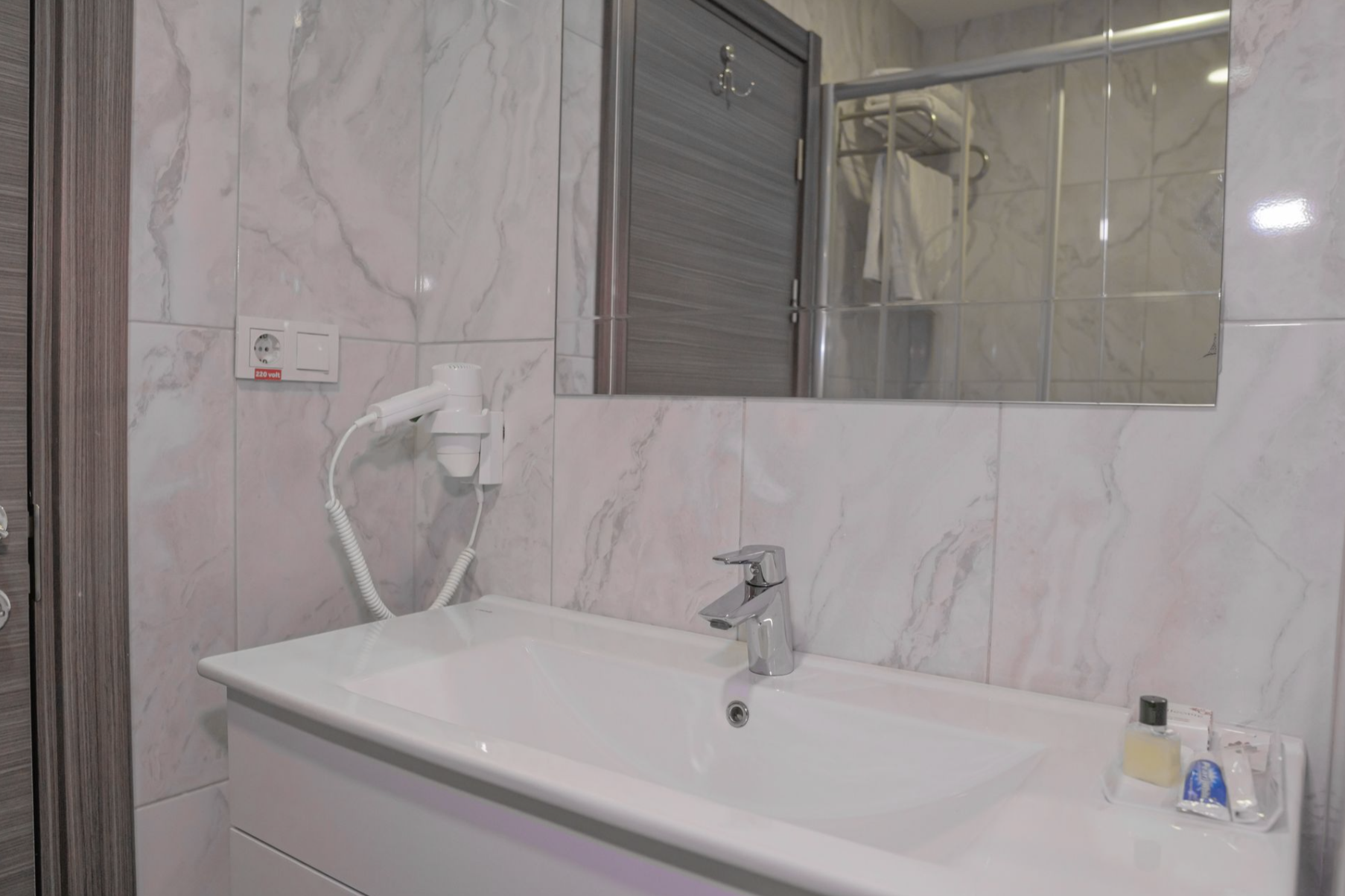 Sakarya Hotel · 12