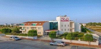 Risus Hotel