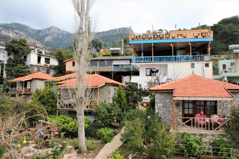 Faralya Yörük Evi Suit