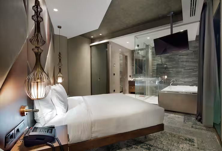 DoubleTree by Hilton Hotel Istanbul - Piyalepasa