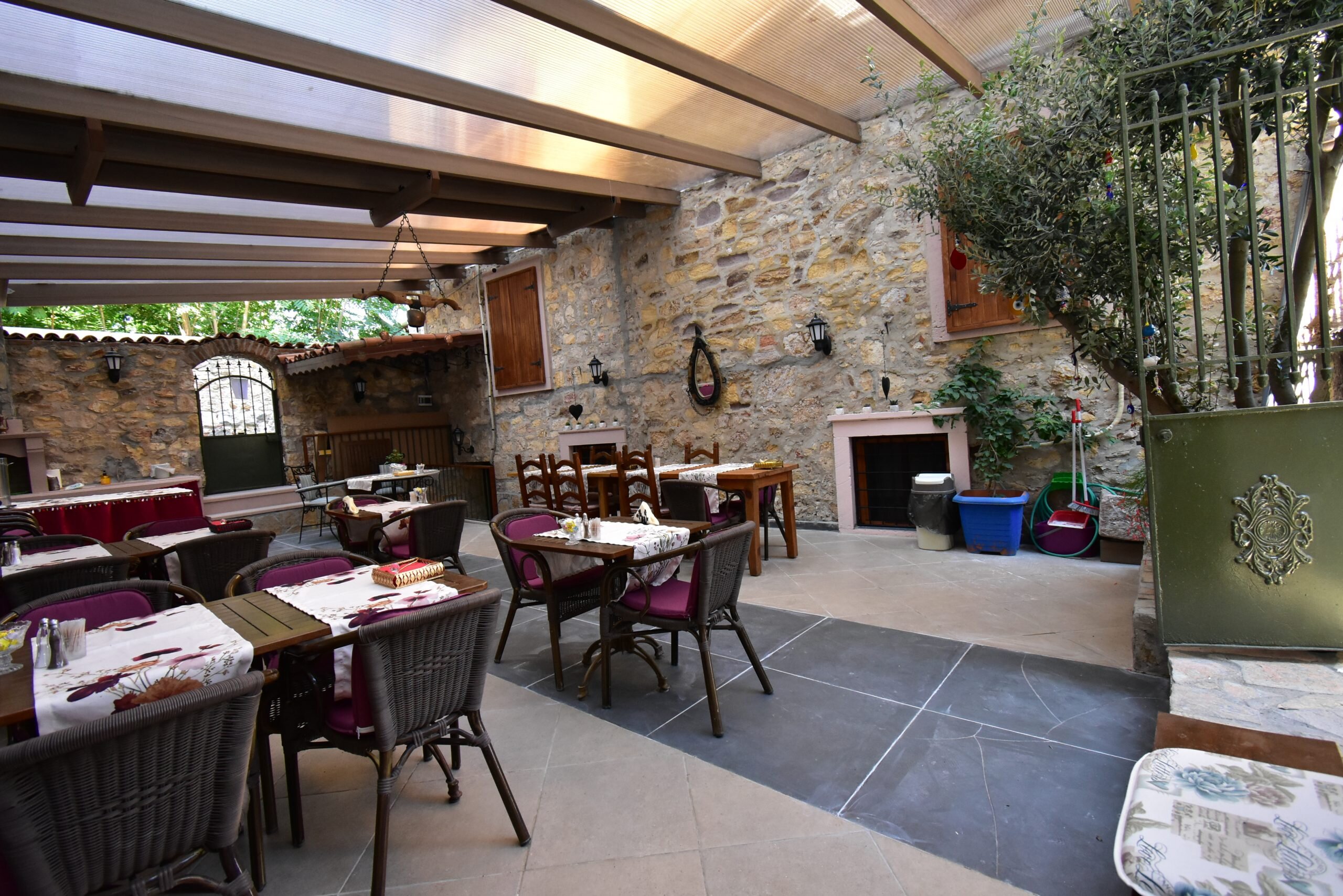 Olivia 1845 Guest House