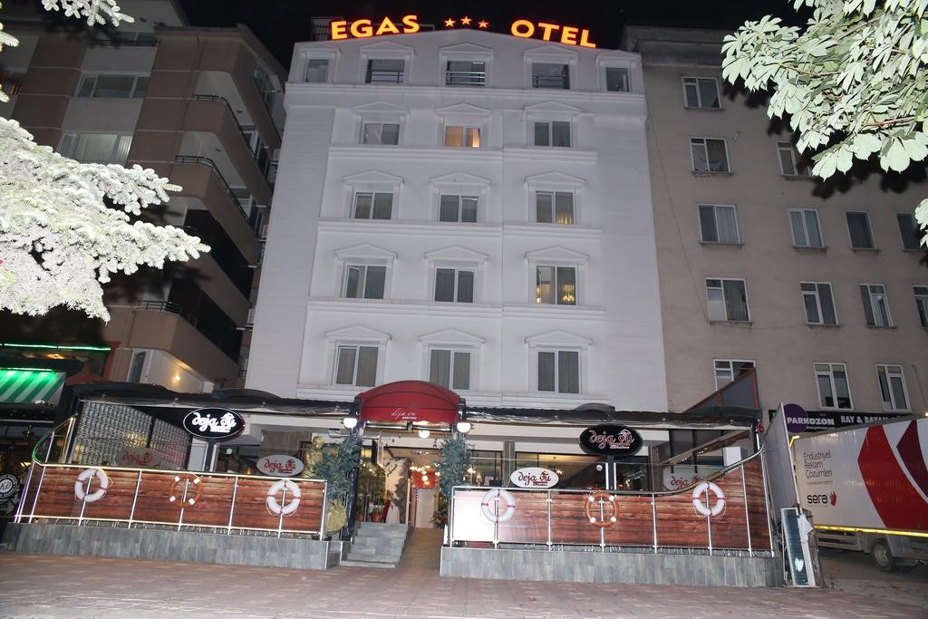 Egas Otel