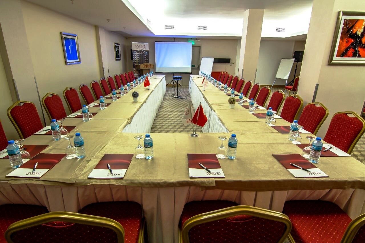Efeler Hotel Aydın · 4