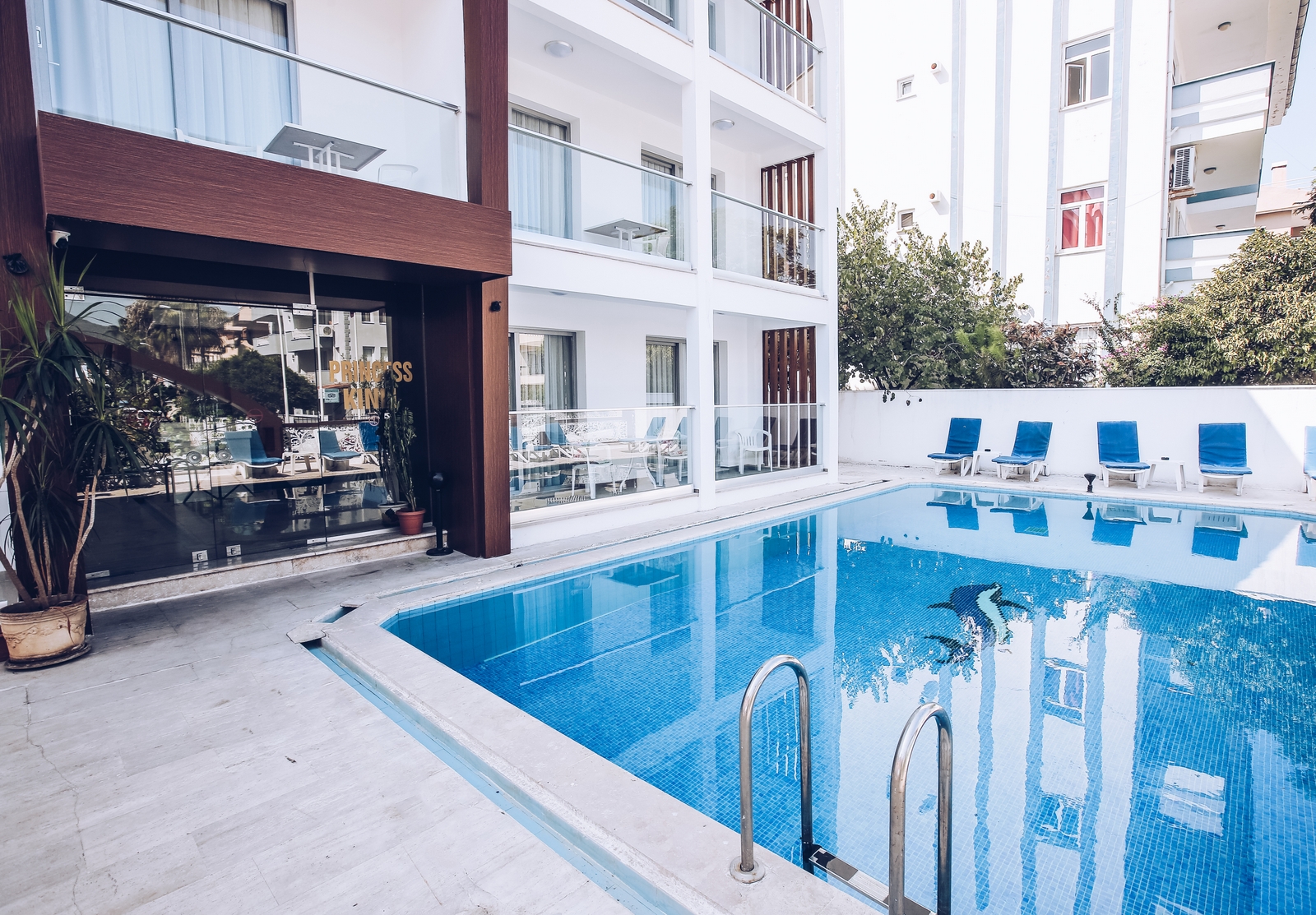 Princess Kinli Suites Hotel