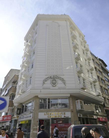 Hotel Özbek
