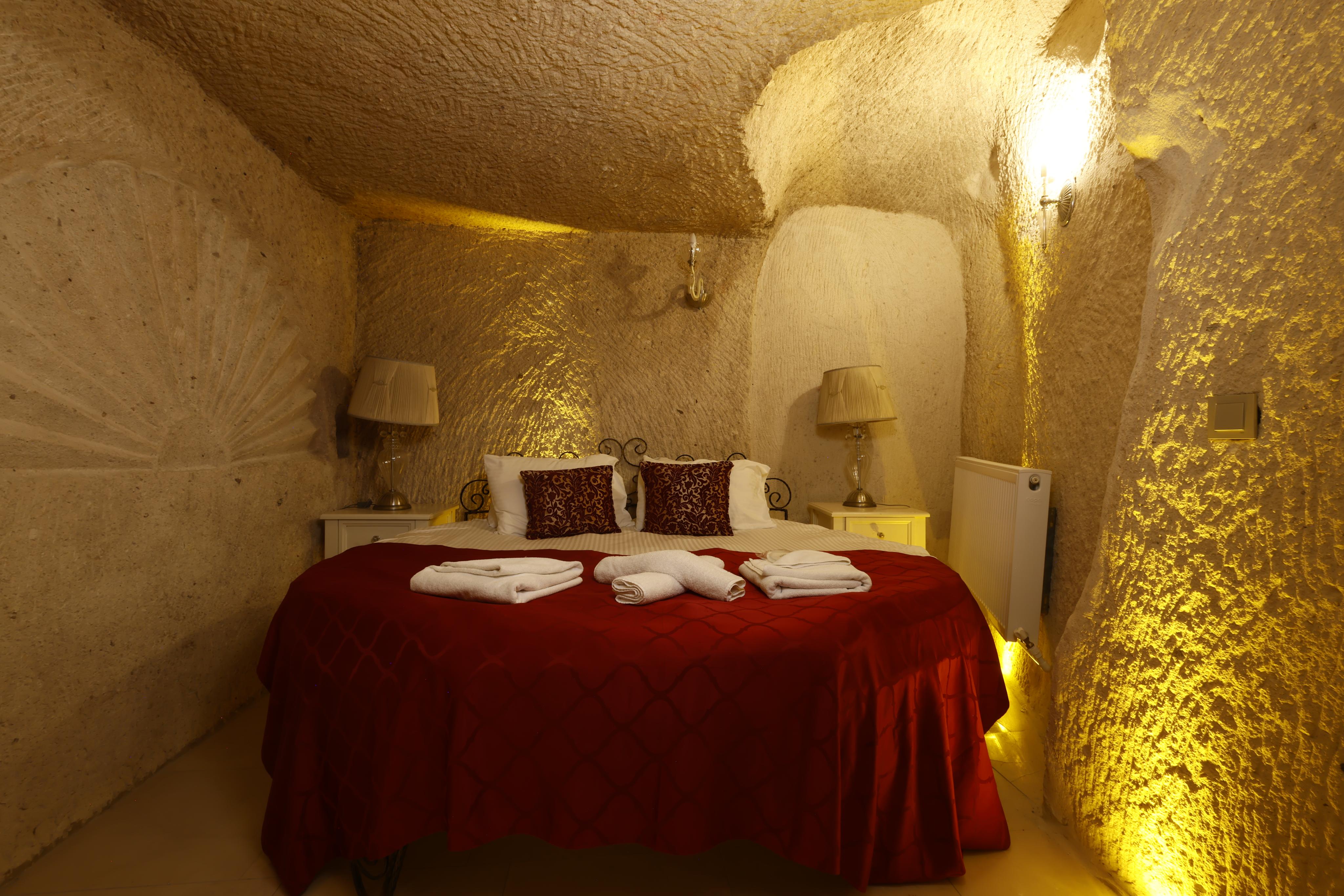 Queen Suite Room