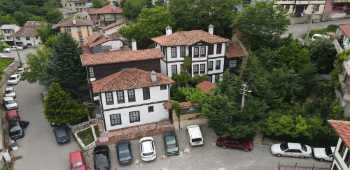 Toprakçılar Konağı · 68