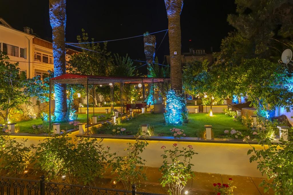 No2 Hotel By Şükrü Büyükada · 10