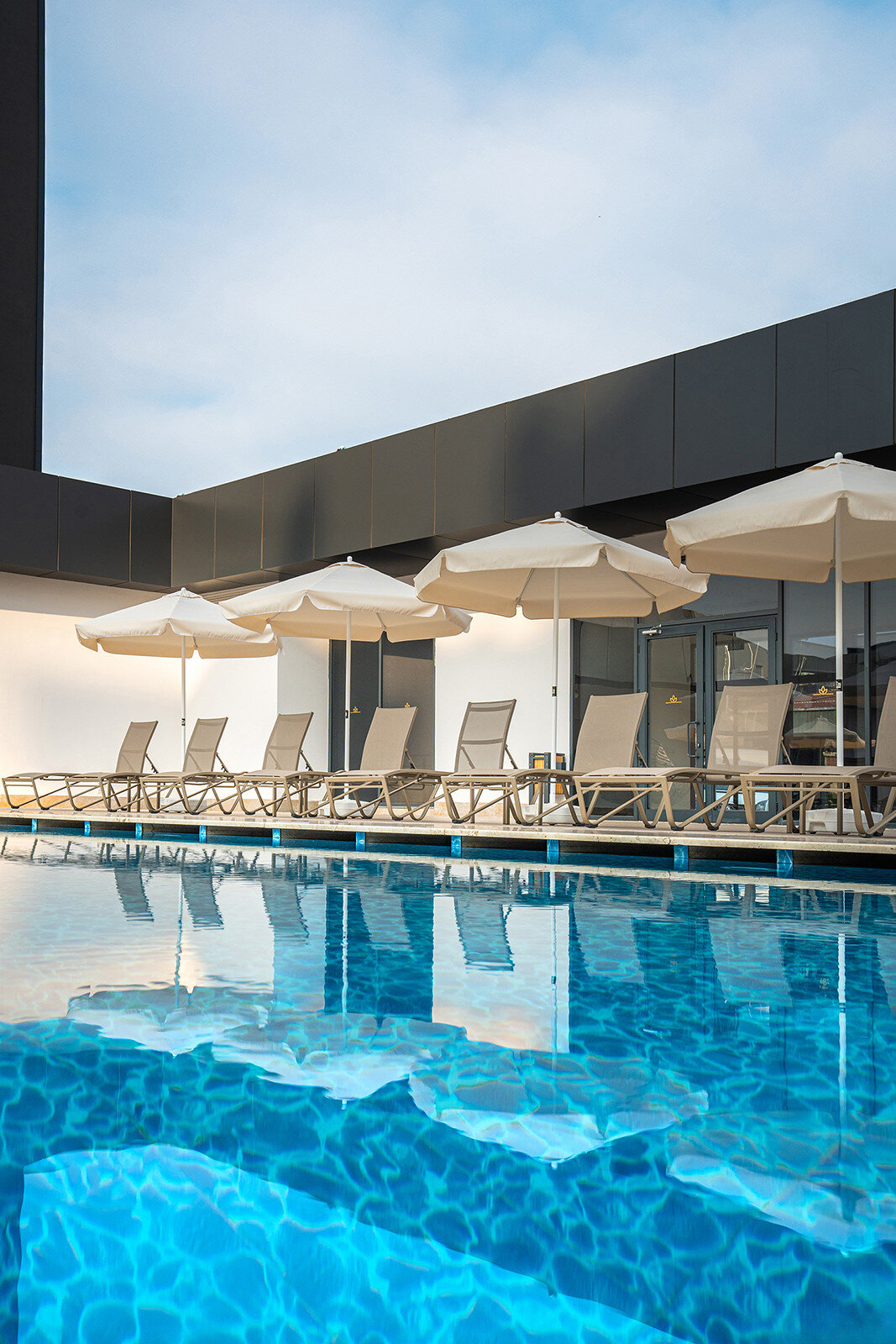 Renex Hotel