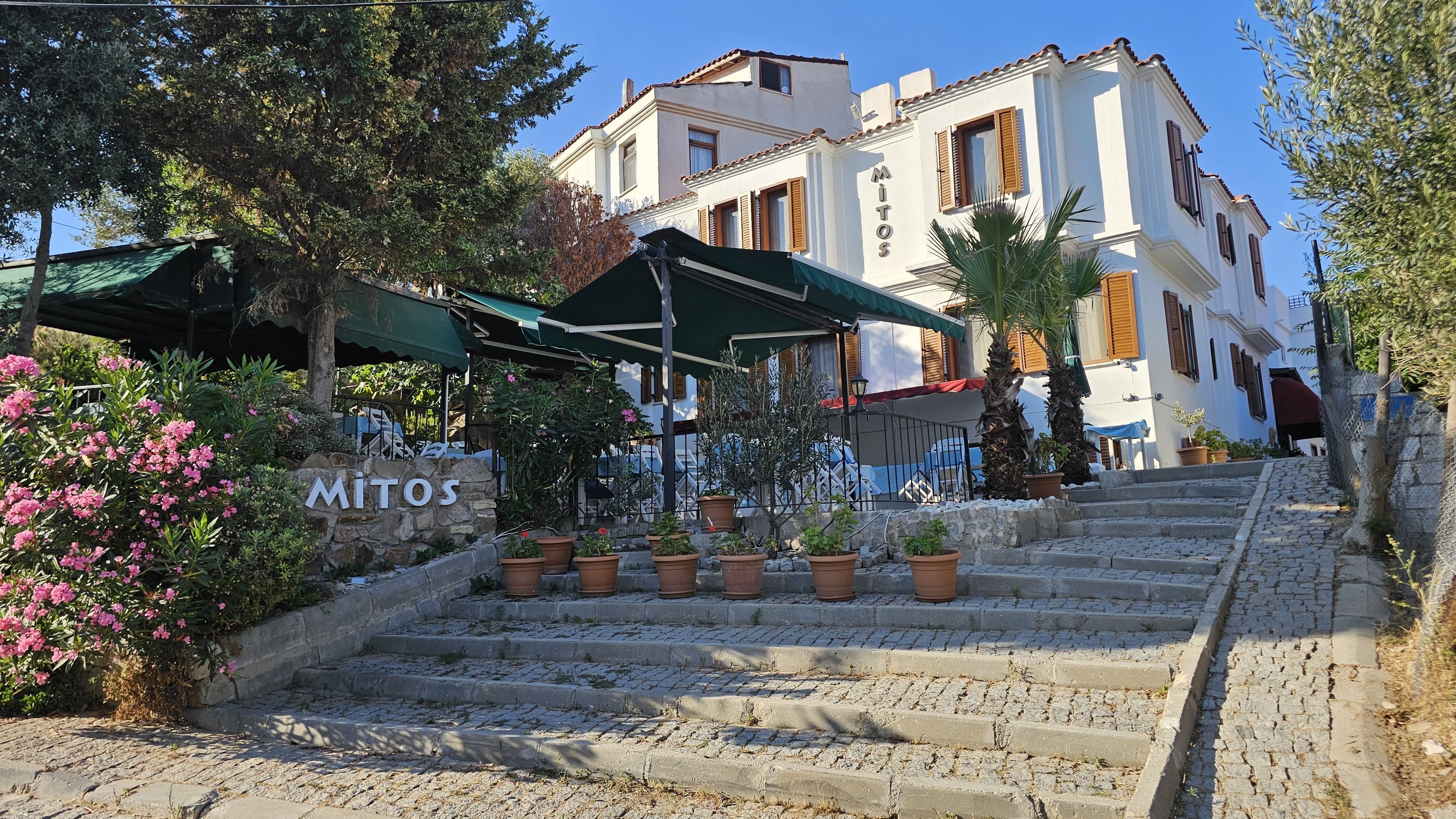 Mitos Otel Bozcaada(Ex.Nida Pansiyon)