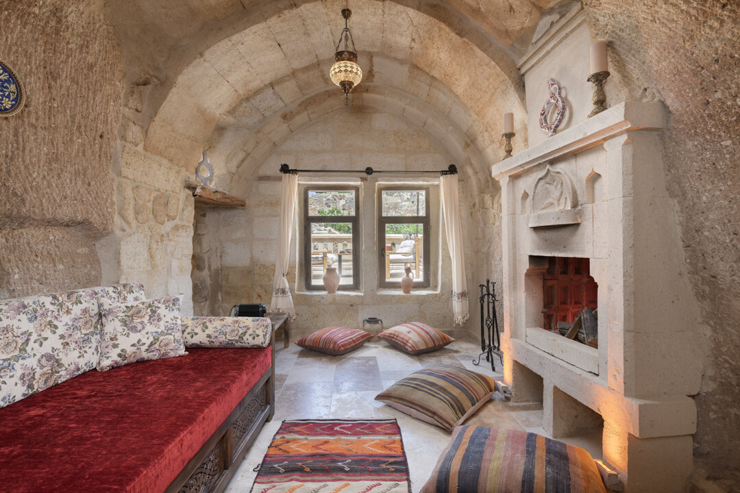 Kayata Cave Suites