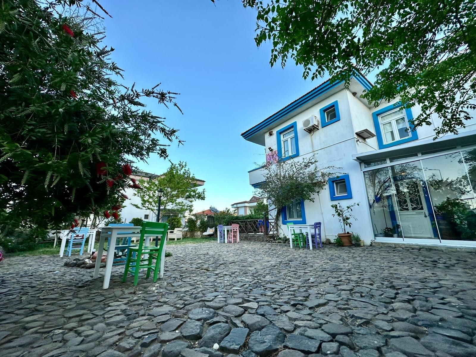 Cunda Lavie