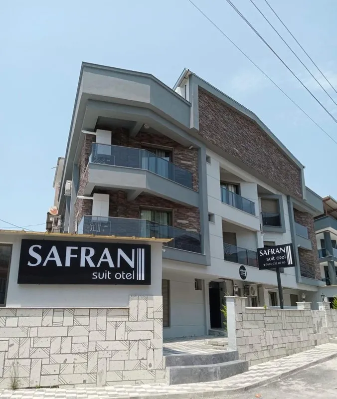 Safran Suit Otel Buca