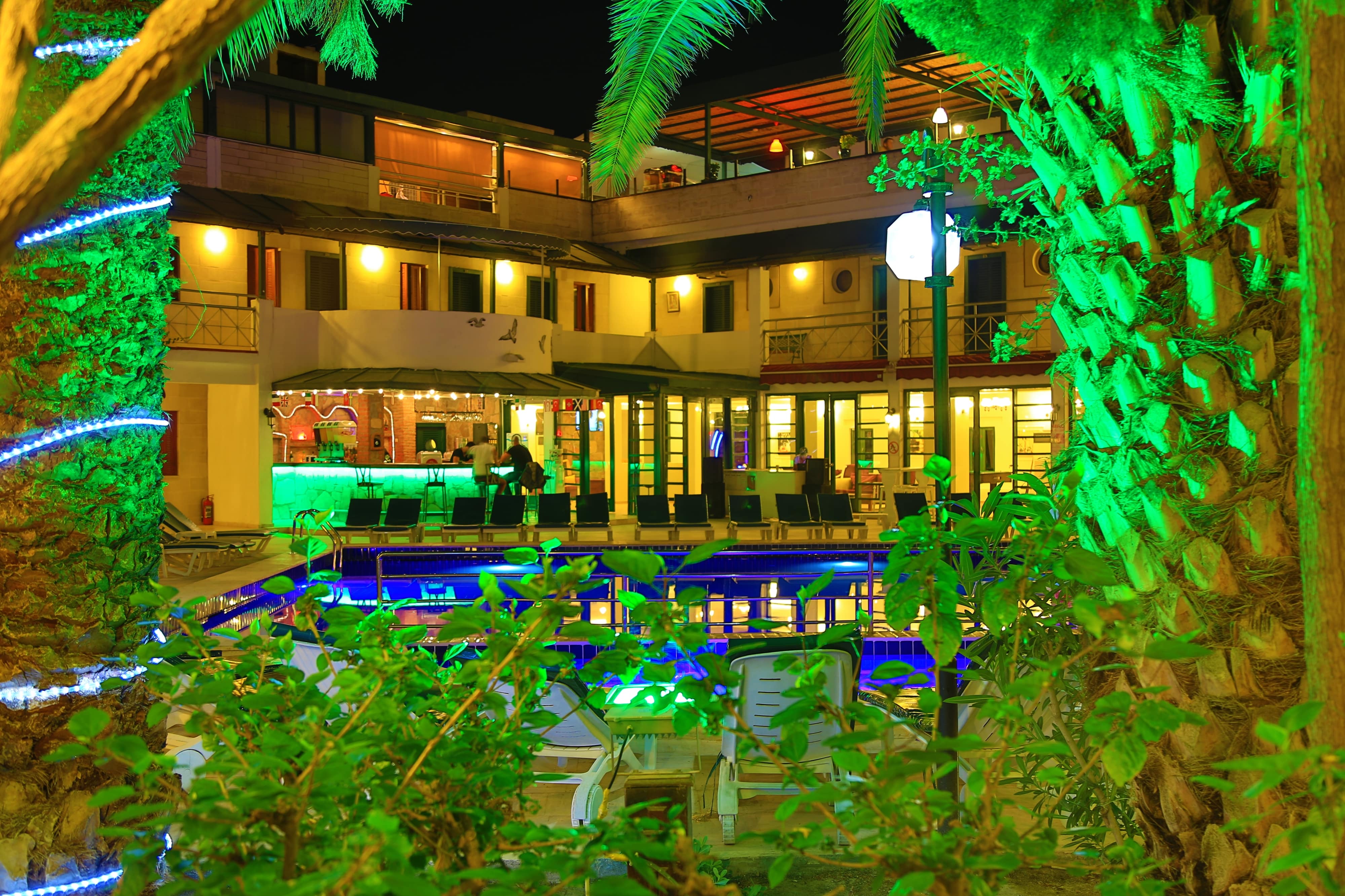 Hotel Bleu Nuit
