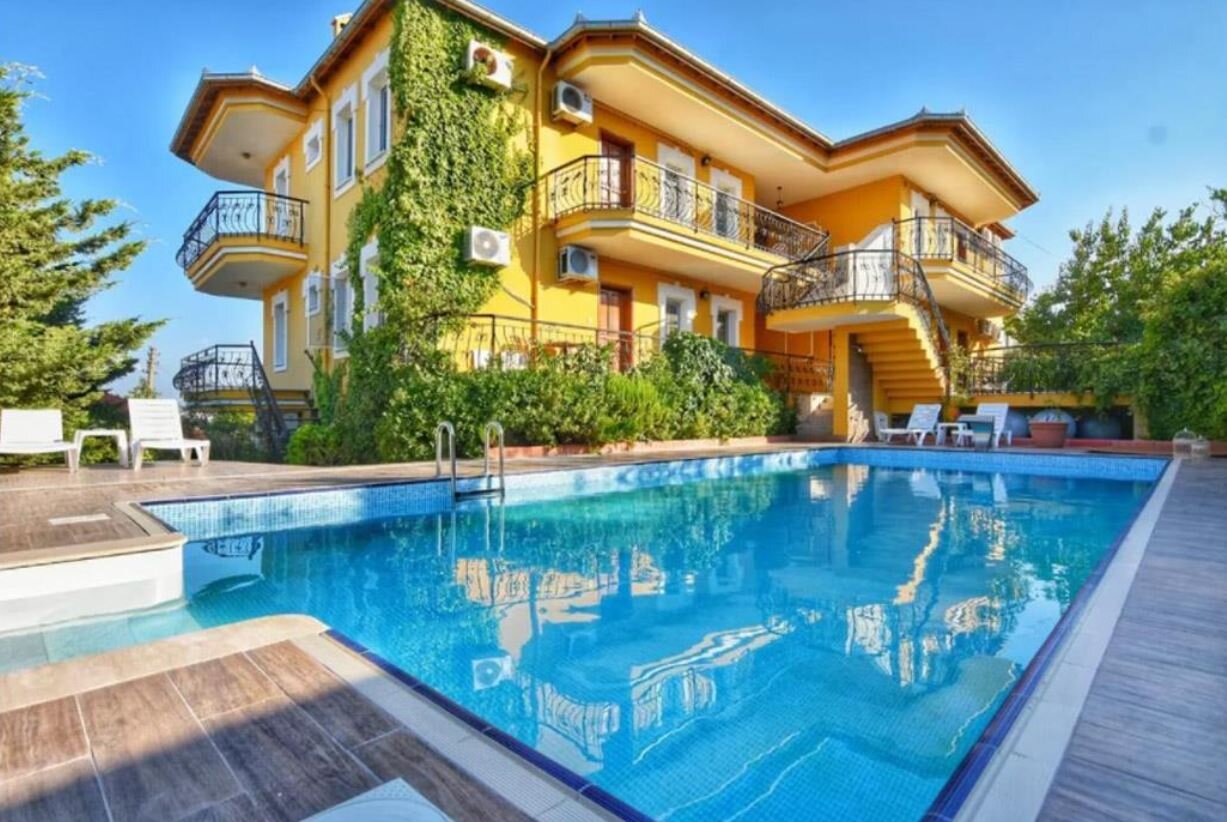 Uzun Apart Otel Cunda