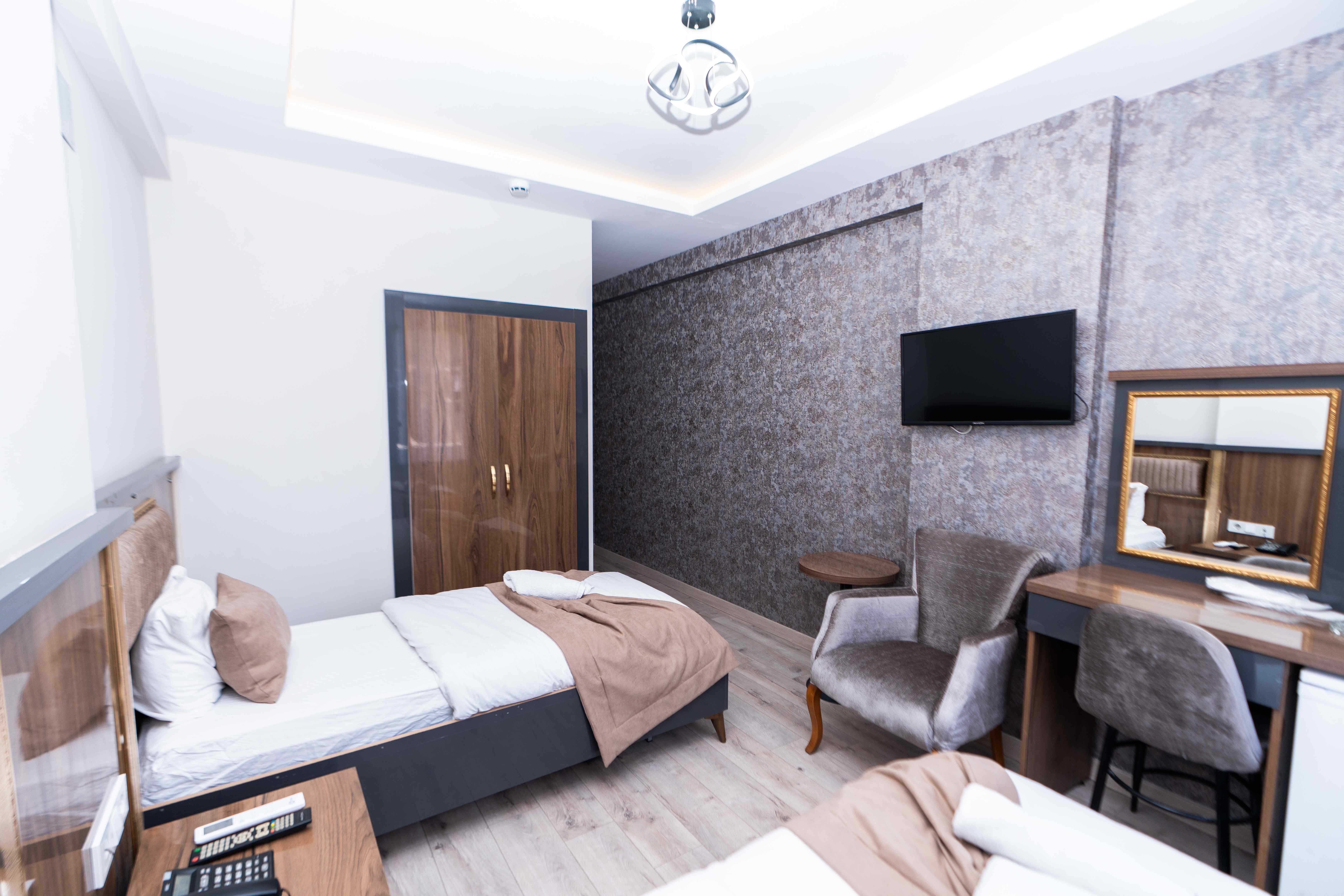 Grand Diamond Hotel · 16