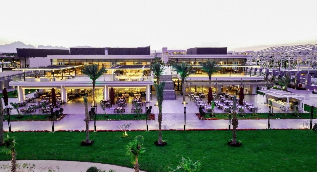 Rixos Premium Magawish Bay View