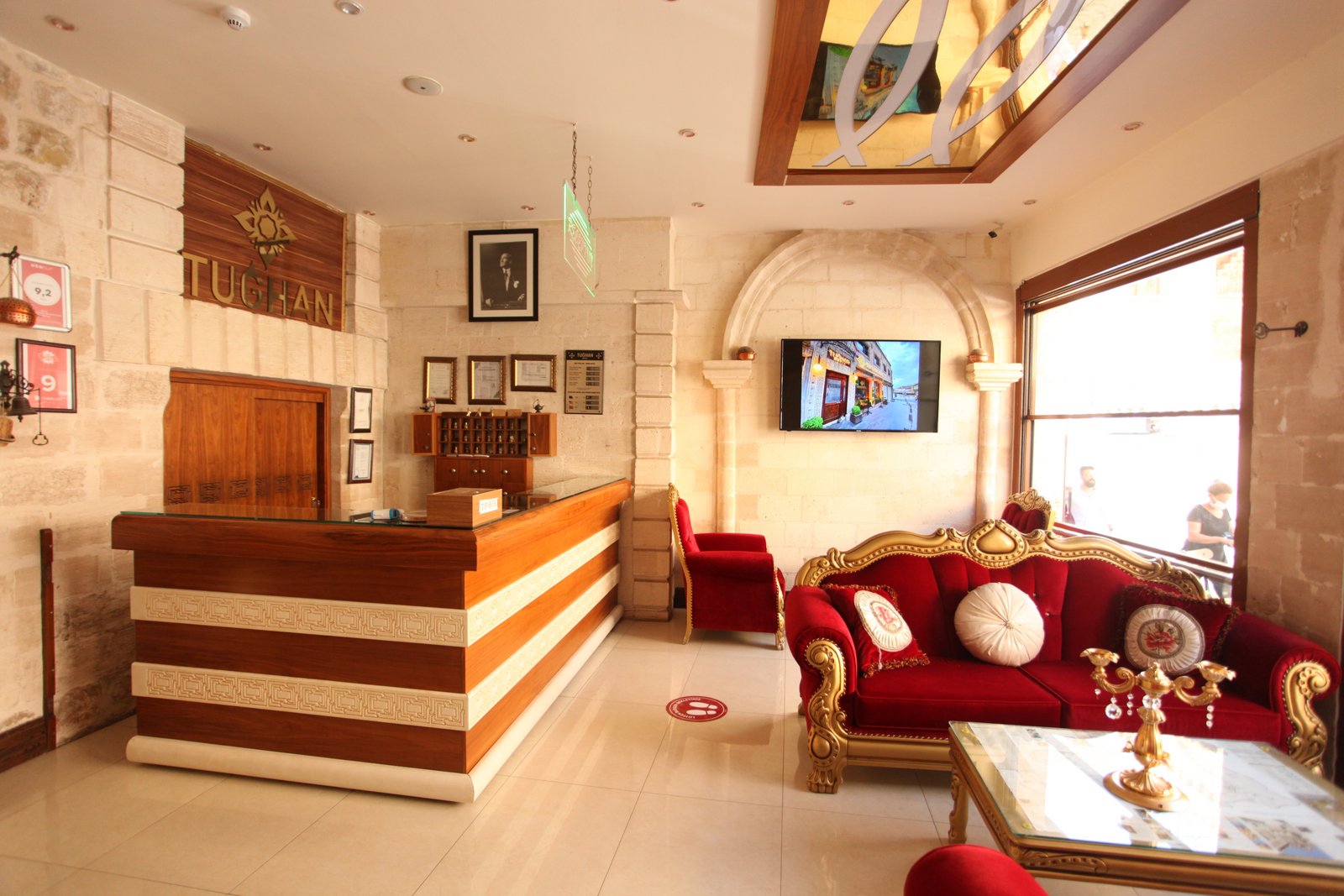 Tuğhan Hotel
