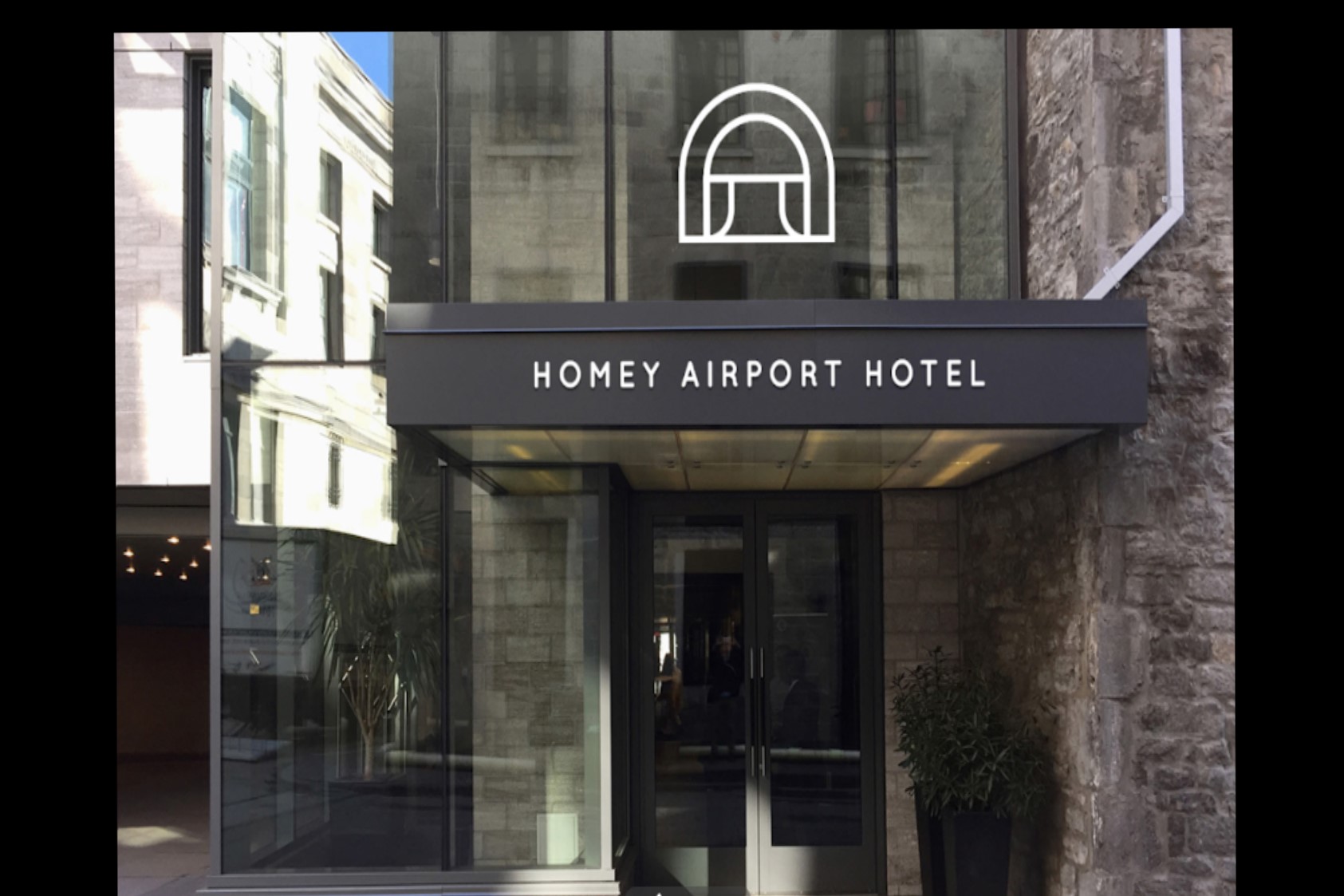 Homey Airport Hotel