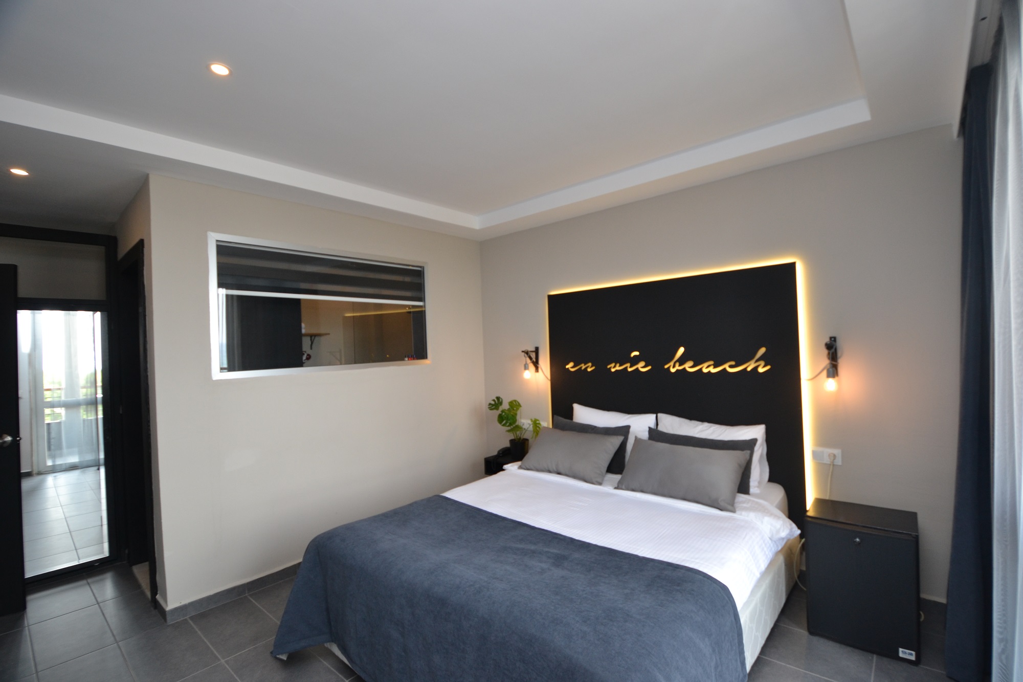 En Vie Beach Boutique Hotel