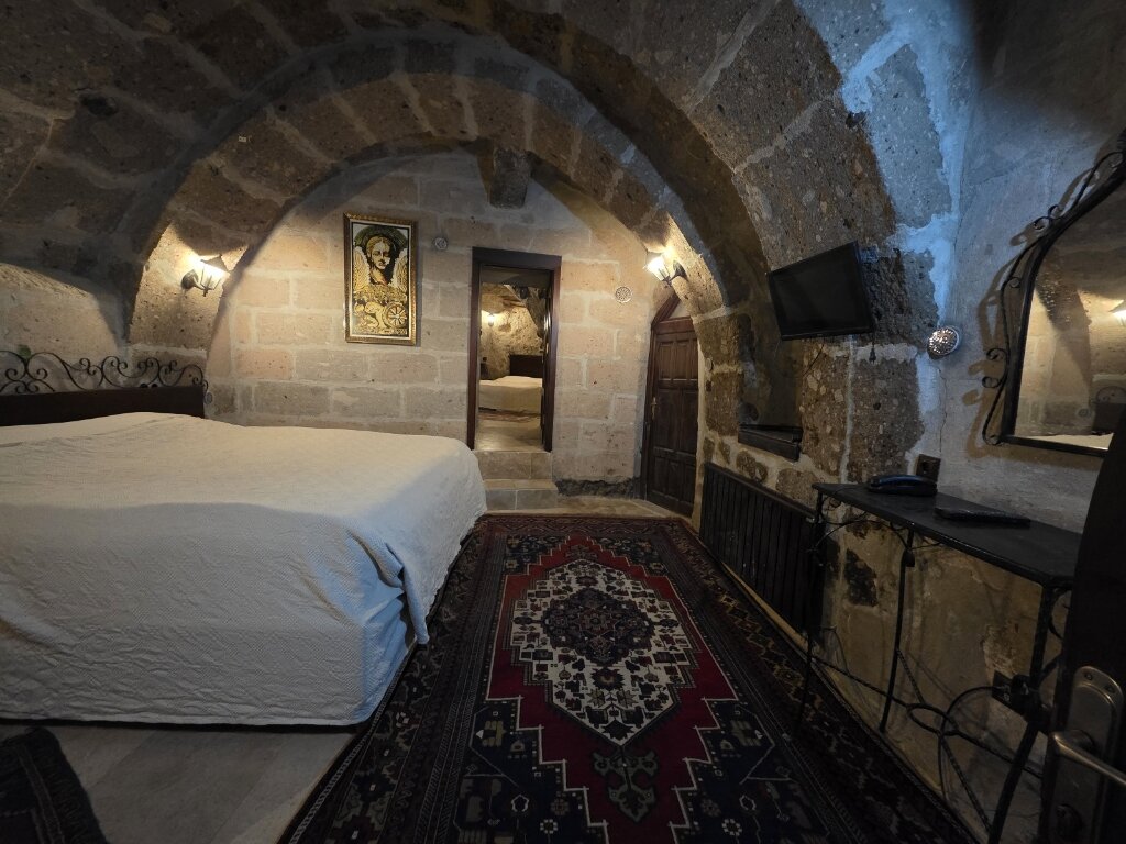 Kapadokya Ihlara Konakları and Caves · 375