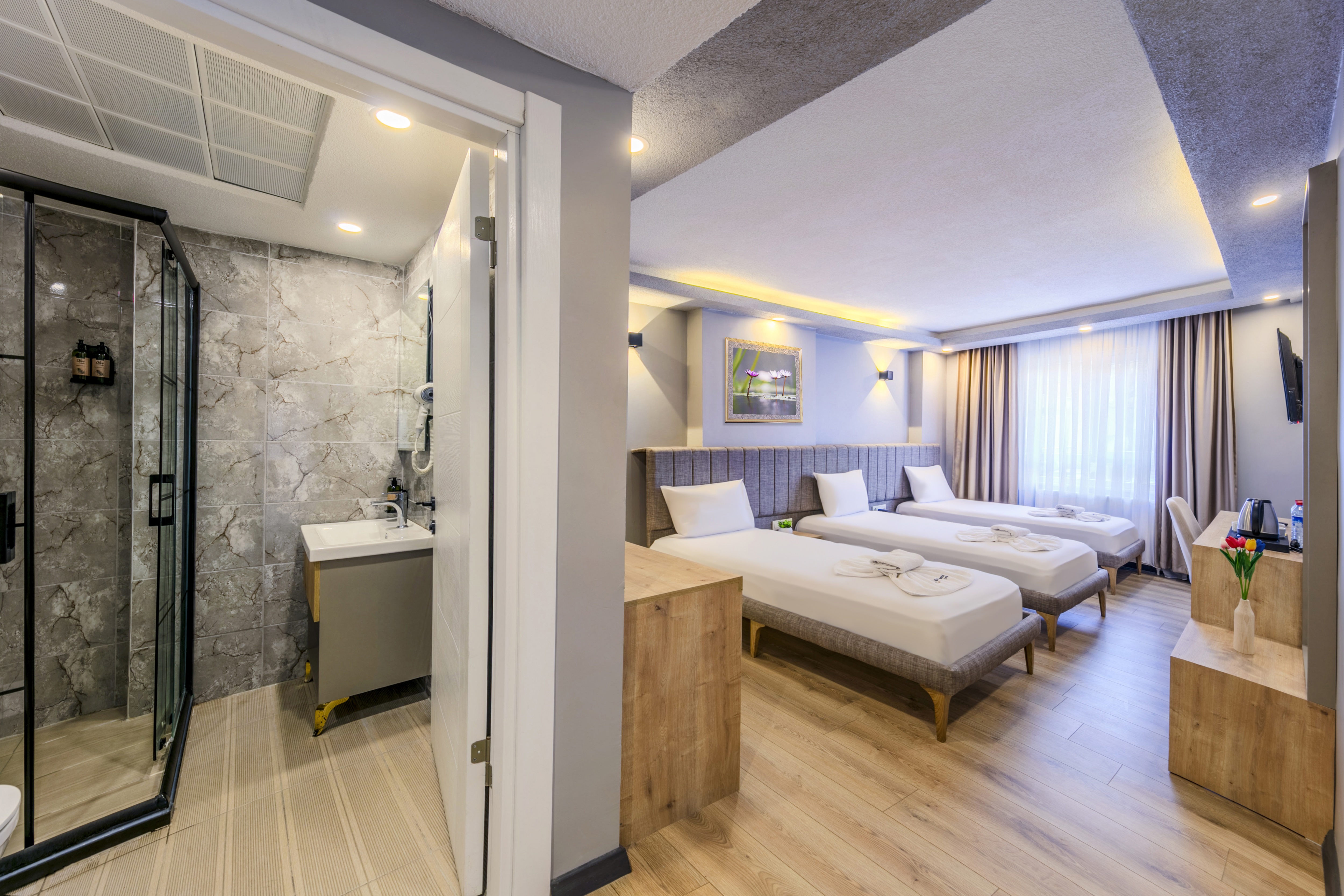 Evim Hotel