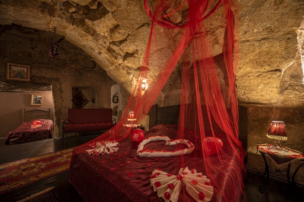 Kapadokya Ihlara Konakları and Caves · 329