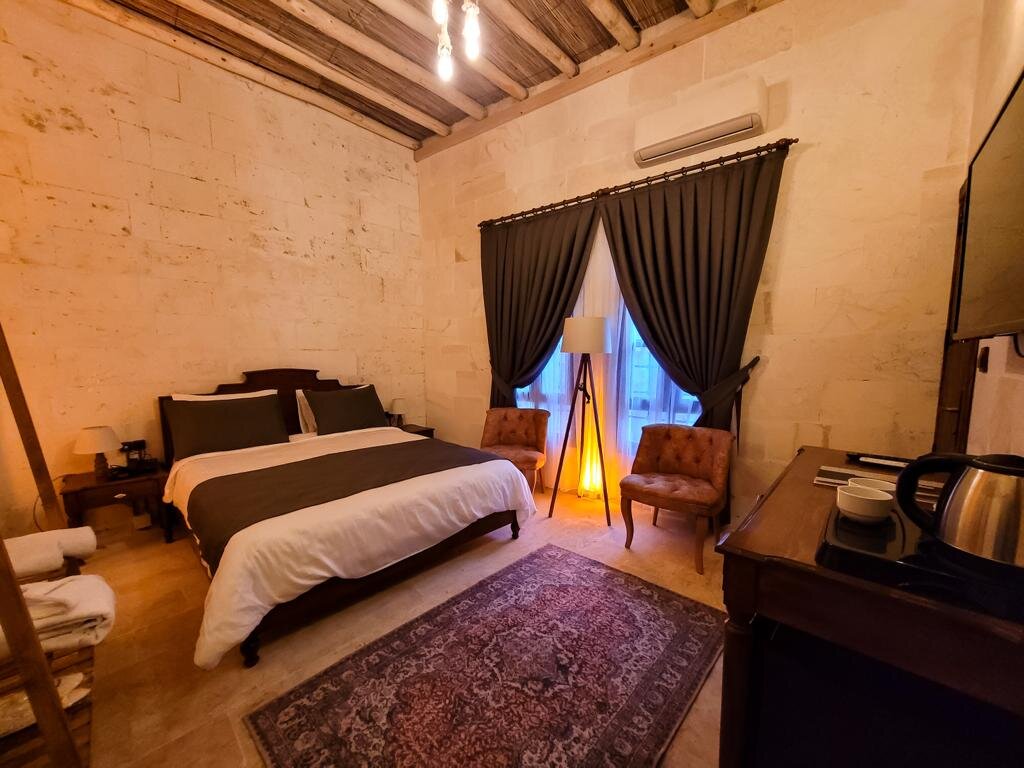 Reji Otel