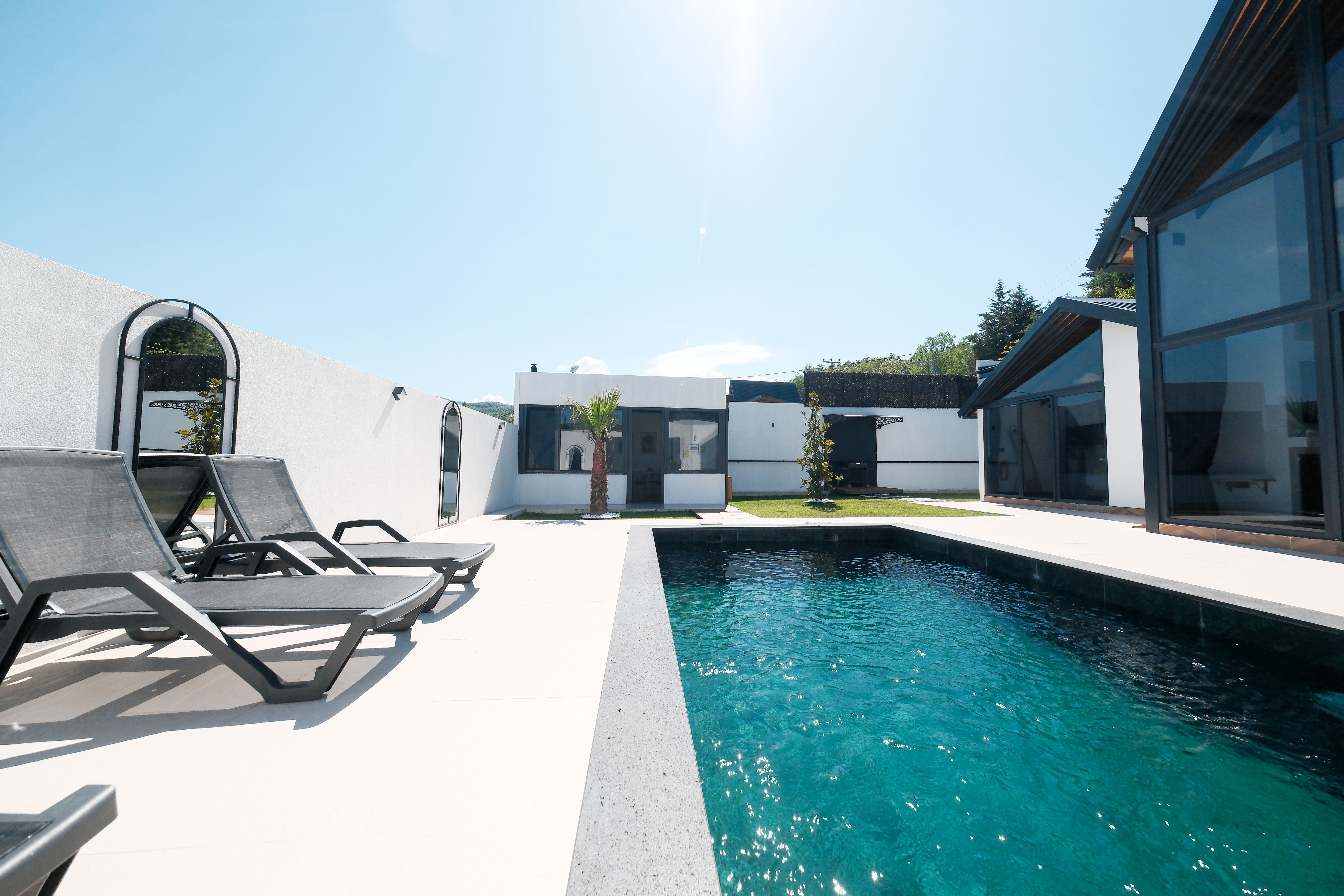 Vina Villa ( 1,2 ) Isıtmalı Havuz, Jakuzi