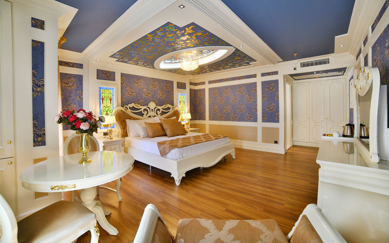 Seven Hills Palace & Spa