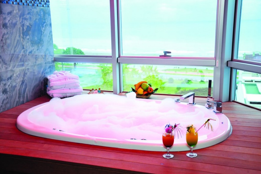 Grand De Luxe Amisos Hotel