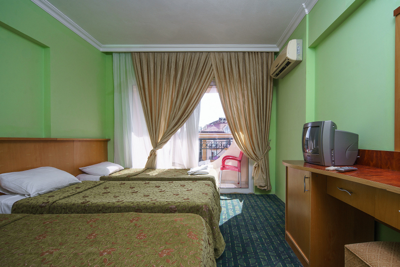 Larissa Inn Hotel (Twin Bed) Standart Oda