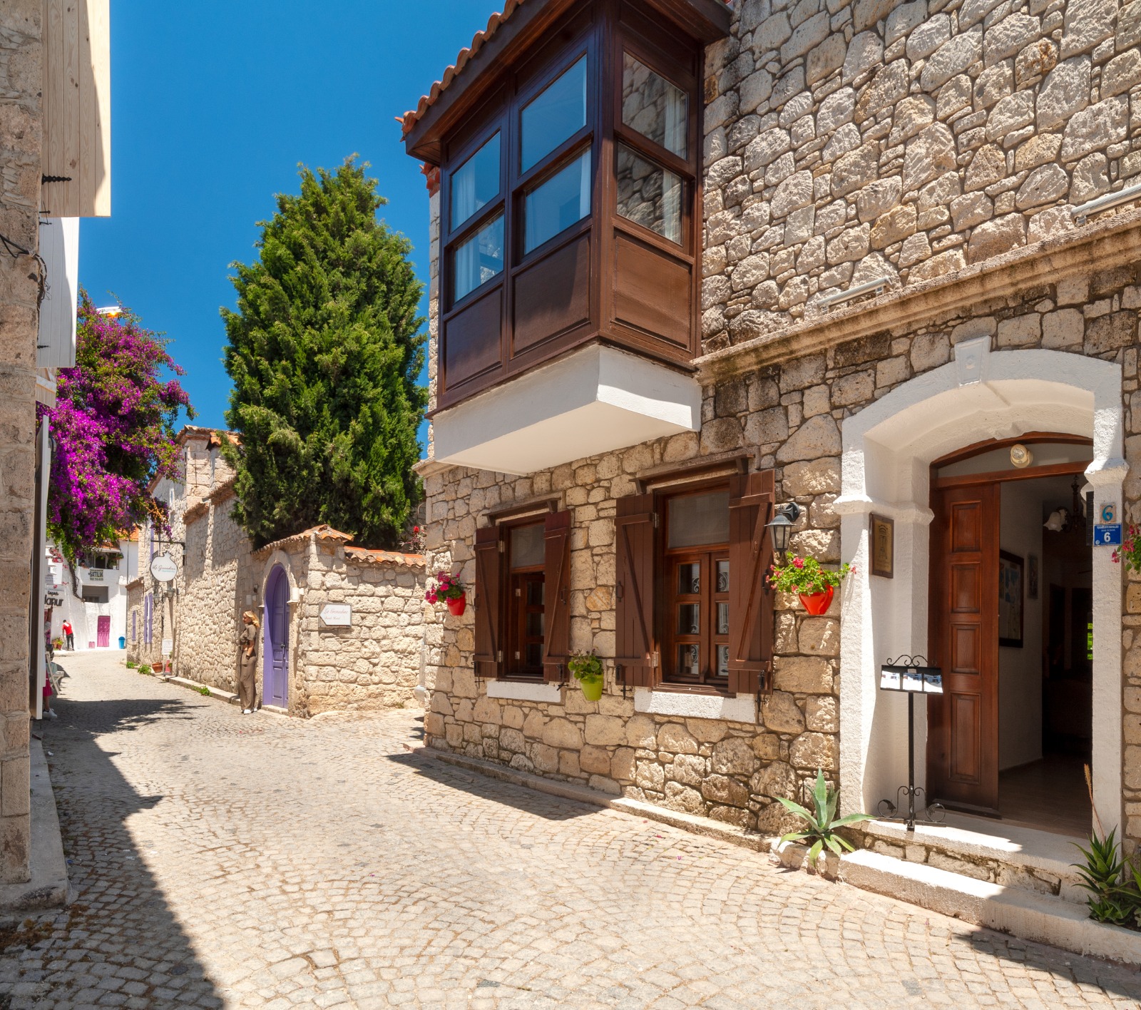 Flores Hotel Alaçatı