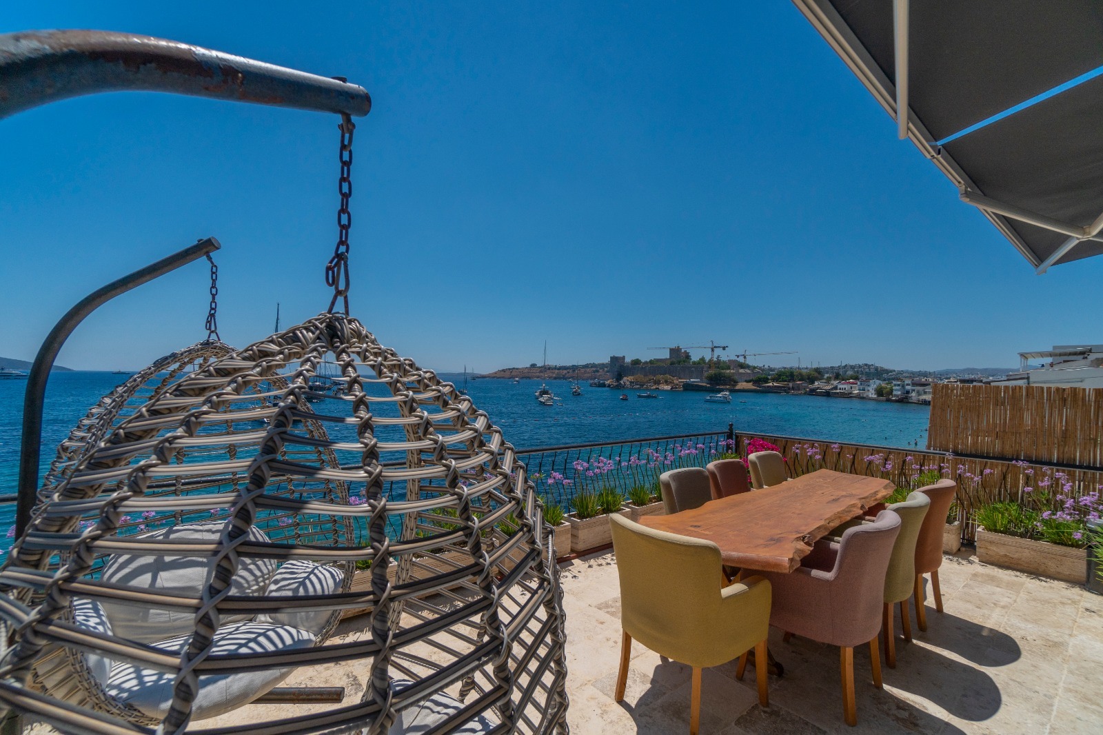 Mucho Boutique Hotel