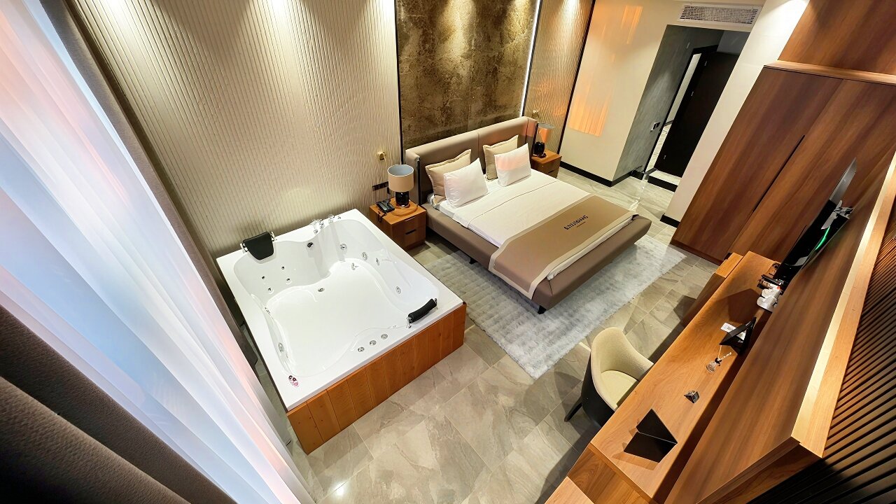2+1 Deniz Manzaralı Suit